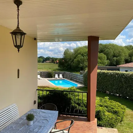 Maison Pierre 3 Bedroom House With Swimming Pool * Léon