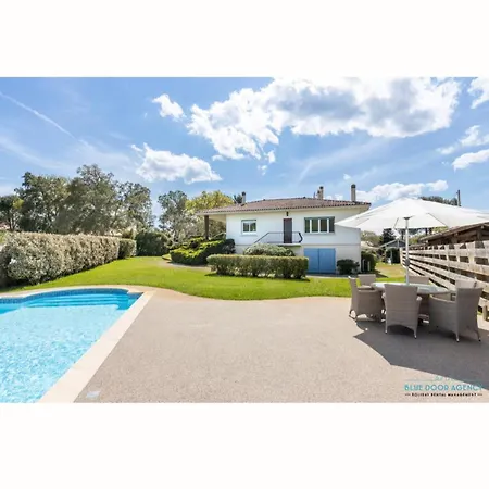 Maison Pierre 3 Bedroom House With Swimming Pool Léon