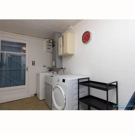 Maison Pierre 3 Bedroom House With Swimming Pool Prázdninový dům Léon